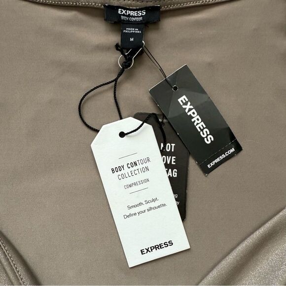 EXPRESS NWT Body Contour Metallic Twist Front Thong Bodysuit Gold Size Medium - Picture 7 of 8